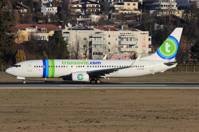 Boeing 737-800 (PH-HZN)