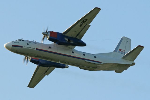 Antonov An-26 (HA-TCN)