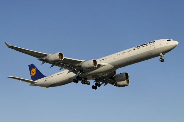 Airbus A340-600 (D-AIHV) - Lufthansa operated Airbus A340-600 seconds from landing at the Los Angeles International Airport, Los Angeles, California