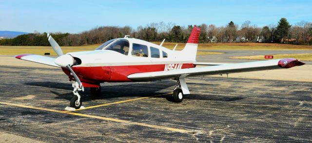 Piper Cherokee Arrow (N9644K)