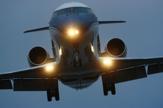 Canadair Regional Jet CRJ-200 (C-GNVC)