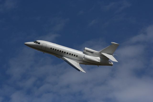 Dassault Falcon 900 (N900MF)