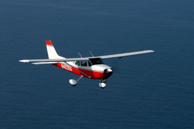 Cessna Skyhawk (N4935G) - 180hp Air Plains Conversion