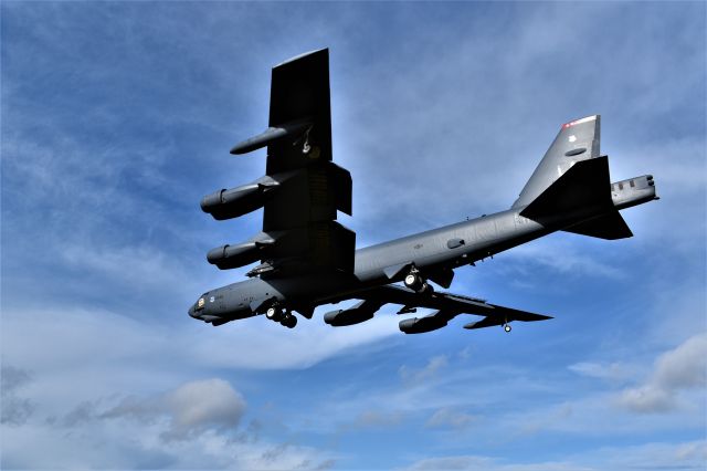 Boeing B-52 Stratofortress (61-1006) - Landing on Runway 27 at RAF Fairford . One of the BUFFs on detachment from Barksdale.