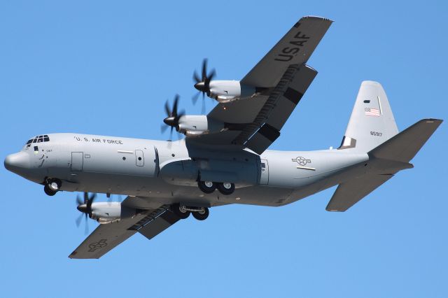 Lockheed EC-130J Hercules (18-5917) - LOCKHEED 5917 (LAC5917), a brand new Lockheed Martin C-130J-30 Hercules, doing touch-and-go's on 29 after a test flight over Weiss Lake. Waited 2 hours for it to return! Photo taken on 4/2/2021.