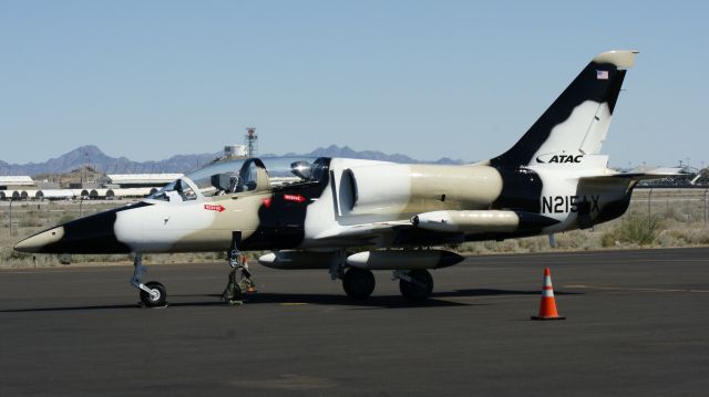 Aero L-39 Albatros (N215AX)