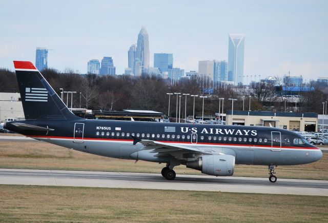 Airbus A319 (N765US) - 18C - 3/14/10