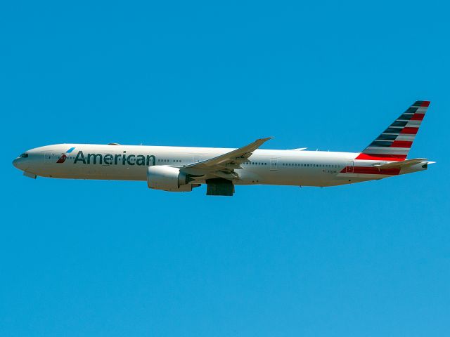 BOEING 777-300ER (N722AN) - AAL61 DFW - NRT 2/1/20