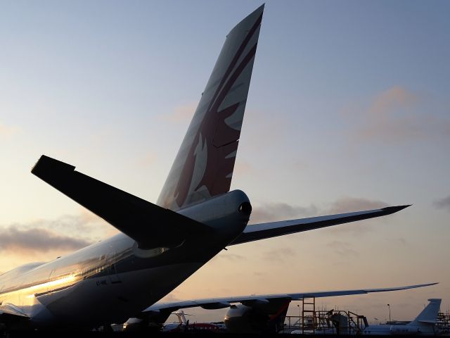 BOEING 747-8 (A7-HHE)