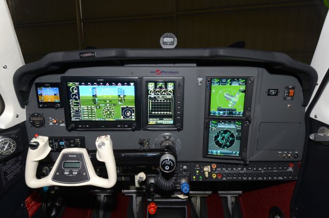 Beechcraft Bonanza (33) (N486HP) - Bonanza Club