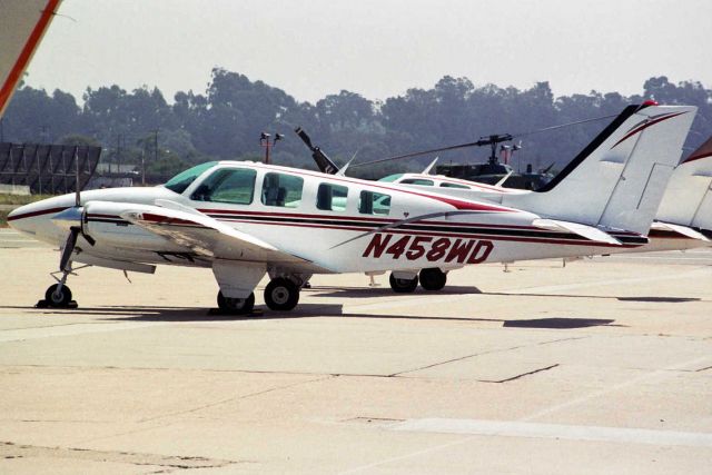 Beechcraft Baron (58) (N458WD) - Seen here in Aug-05.  Reregistered N4JA 5-Oct-12.