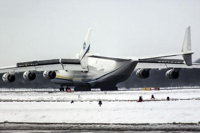 Antonov An-225 Mriya (UR-82060) - An-225 visited Ostrava, Mosnov in january 2015 after 26 years.