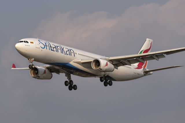 Airbus A330-300 (4R-ALP) - 20th March, 2022: Flight from Colombo via Male is on short finals to runway 27L at London Heathrow.