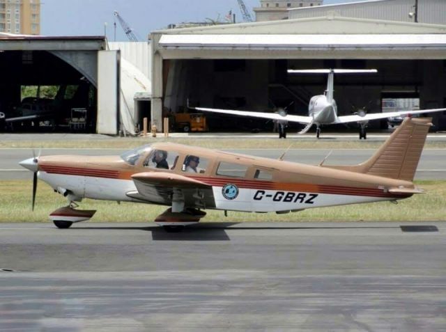 Piper Cherokee (C-GBRZ)