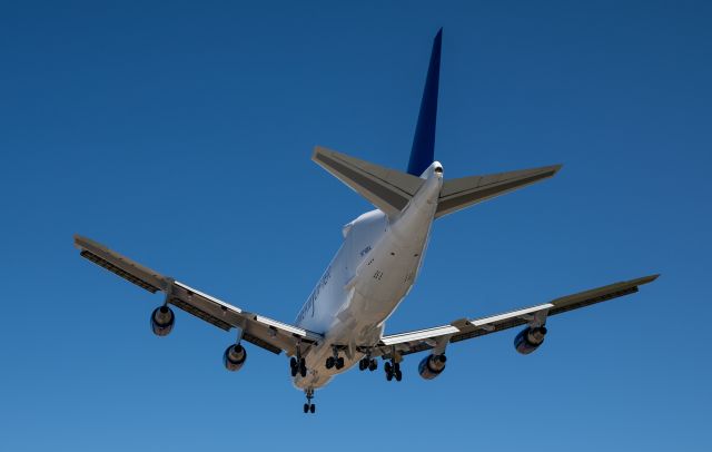 Boeing 747-400 (N718BA)