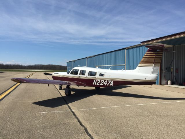 Piper Lance 2 (N2247A)