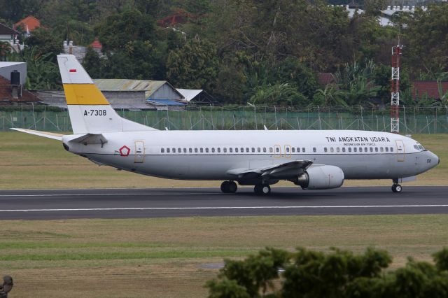 BOEING 737-400 (A7308)