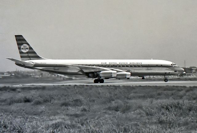 PH-DCA — - KLM - ROYAL DUTCH AIRLINES - DOUGLAS DC-8-32 - REG PH-DCA (CN 45376) - KINGSFORD SMITH INTERNATIONAL AIRPORT SYDNEY NSW. AUSTRALIA - YSSY 