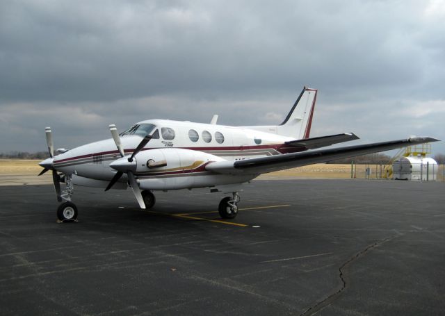 Beechcraft King Air 90 (N930MC)