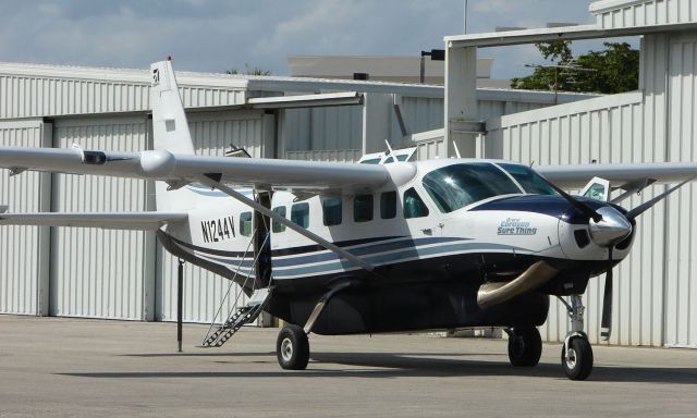 Cessna Caravan (N1244V)