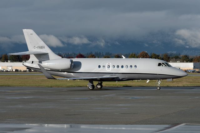 Dassault Falcon 2000 (C-FABH)