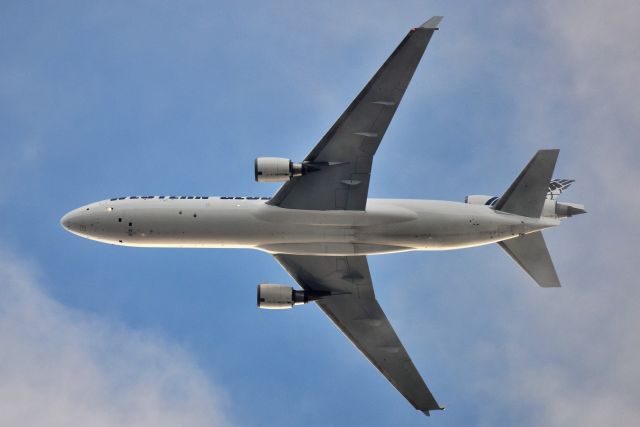 Boeing MD-11 (N512JN) - Over the top on the Downwind for 28-C on 10-22-21