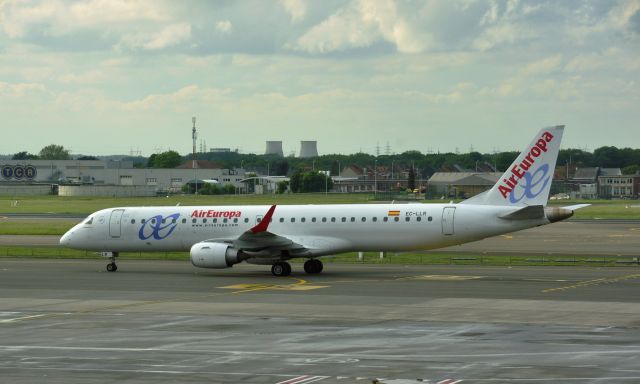 Embraer ERJ-190 (EC-LLR) - Air Europa Embraer ERJ-195LR EC-LLR in Brussels