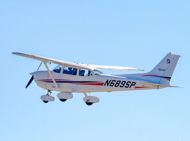 Cessna Skyhawk (N689SP) - Cessna 172S over Livermore Municipal Airport, Livermore CA. October 2020