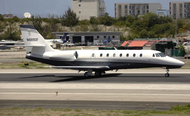 Cessna Citation Sovereign (N889DF)