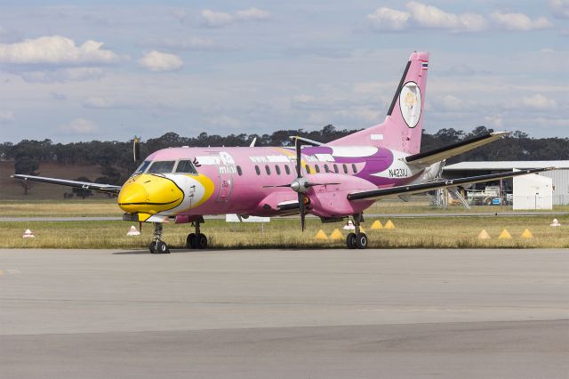 Saab 340 (N423XJ) - Regional Express (N423XJ) Saab 340B, in former Nok Mini livery, at Wagga Wagga Airport.