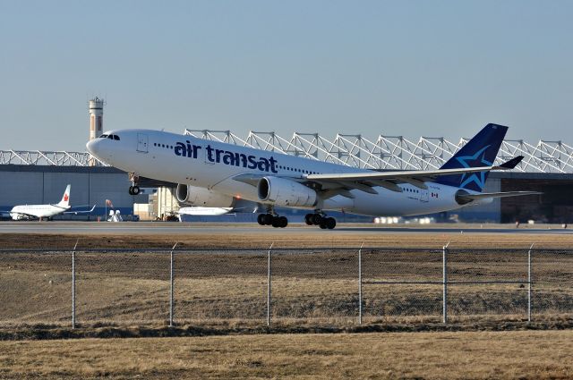 Airbus A330-200 (C-GTSZ)