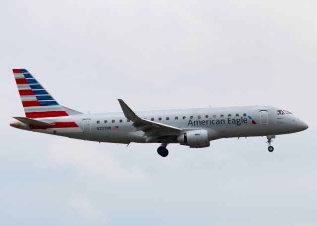 Embraer 170/175 (N227NN) - At DFW. 2016 Embraer 170LR (ERJ-170-100LR)