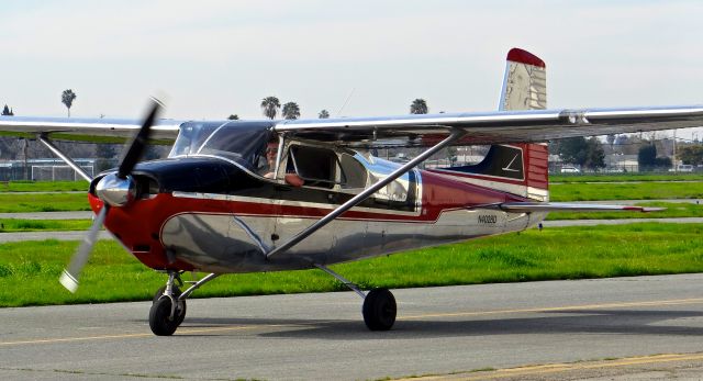 Cessna Skylane (N4028D)