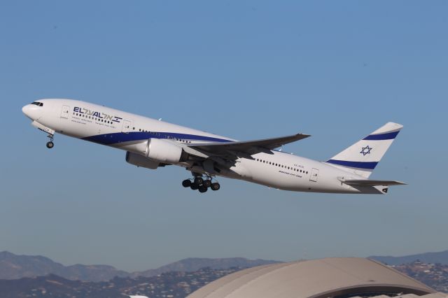 Boeing 777-200 (4X-ECE)