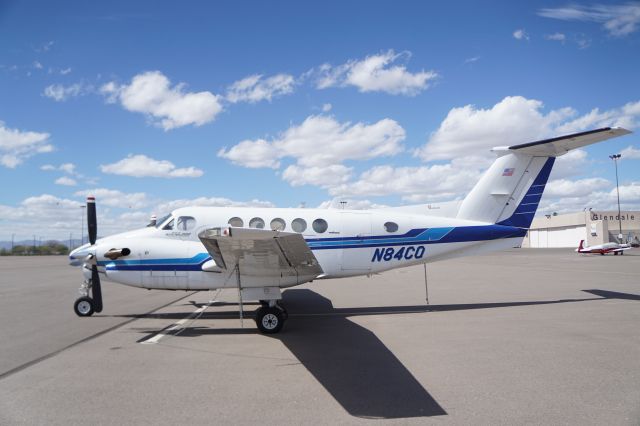 Beechcraft Super King Air 200 (N84CQ)