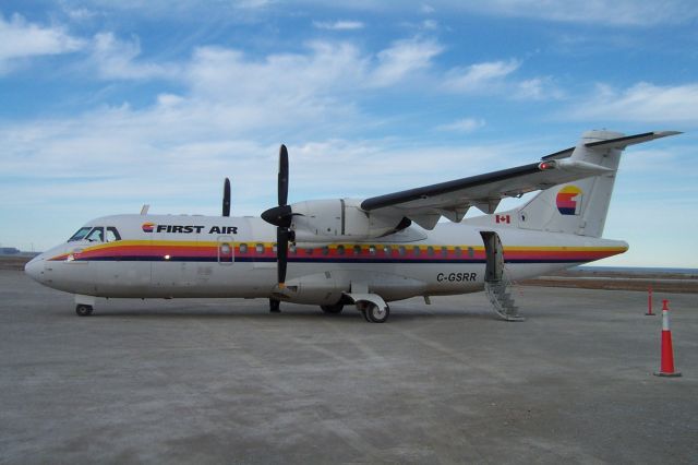 C-GSRR — - Quick stop at Hall Beach, Canada