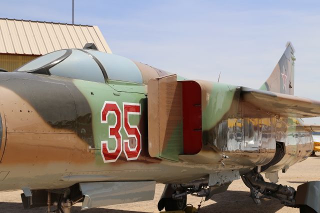 MIKOYAN MiG-27 Bahadur (23709) - Mikoyan-Gurevich MiG-23MLD Flogger K at Pima Air and Space Museum, Tucson, AZ, 17 May 14.