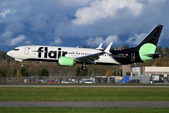 Boeing 737 MAX 8 (C-FLGD)