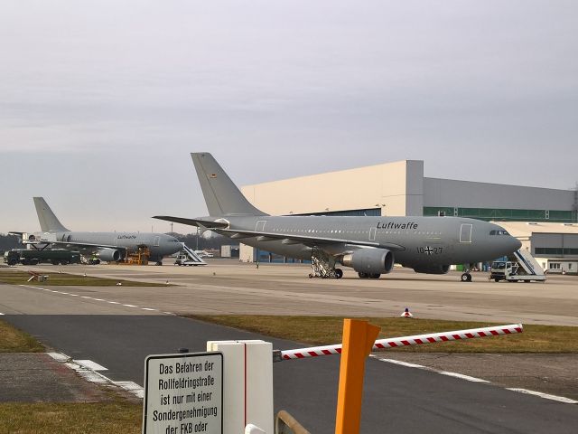 Airbus A300F4-600 (GAF1027)