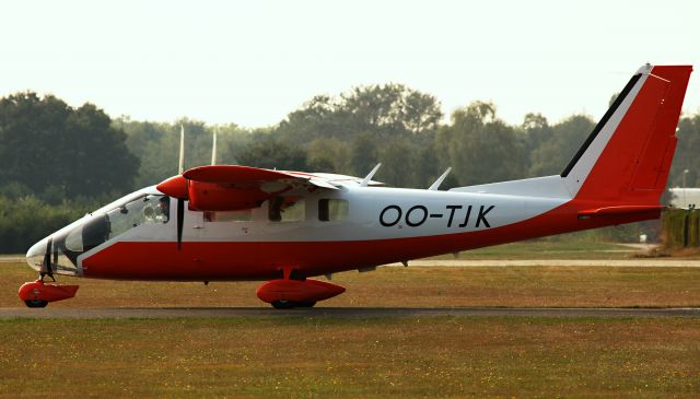 Partenavia P-68 (OO-TJK)