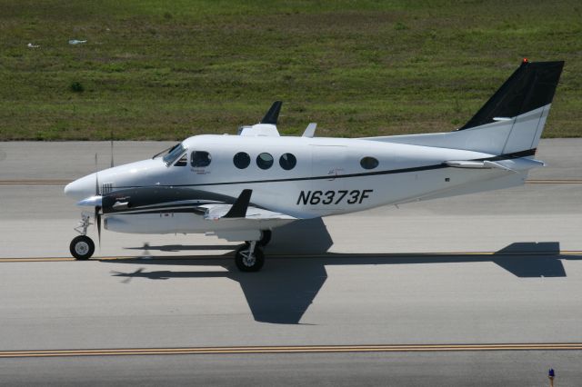Beechcraft King Air 90 (N6373F)