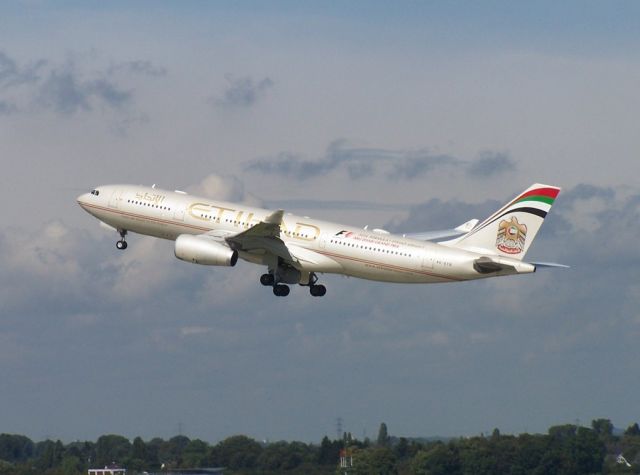 Airbus A330-200 (A6-EYQ) - Photographed during August 2014 c/n 868