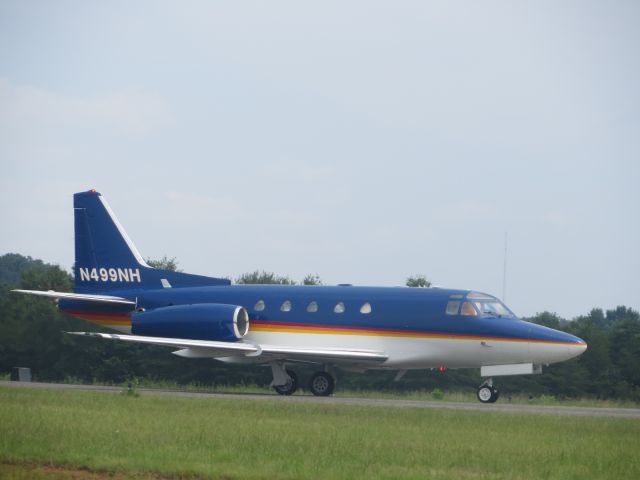 North American Sabreliner (N499NH)