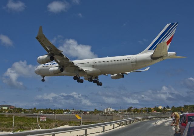 Airbus A340-300 (F-GNII) - AIRBUS A340