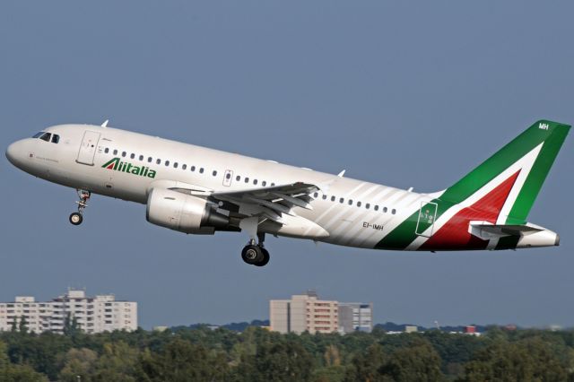 Airbus A319 (EI-IMH)