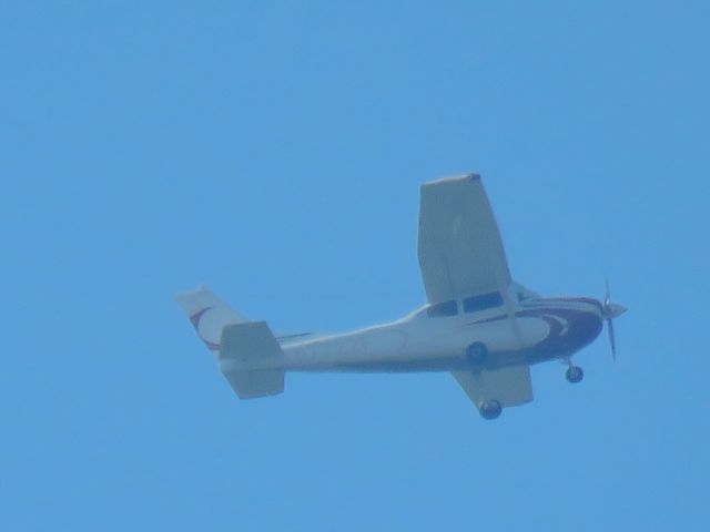 Cessna Skylane (N7722F)