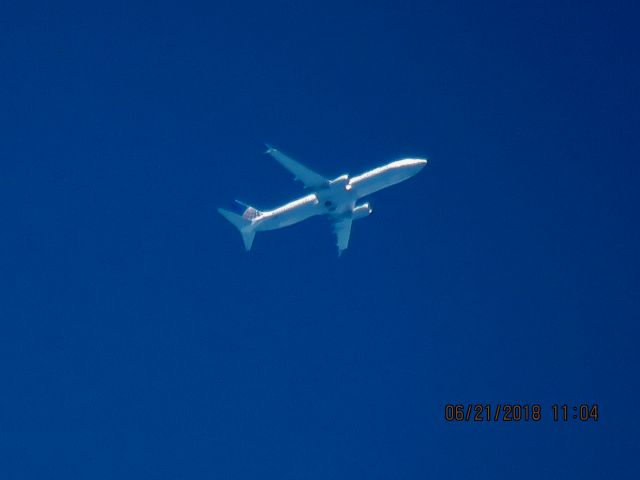 Boeing 737-900 (N62889)