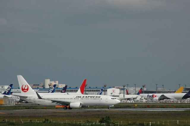 Boeing 737-700 (JA332J)