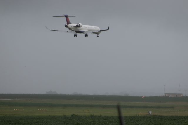 Canadair Regional Jet CRJ-900 — - Arriving for storage due to COVID-19