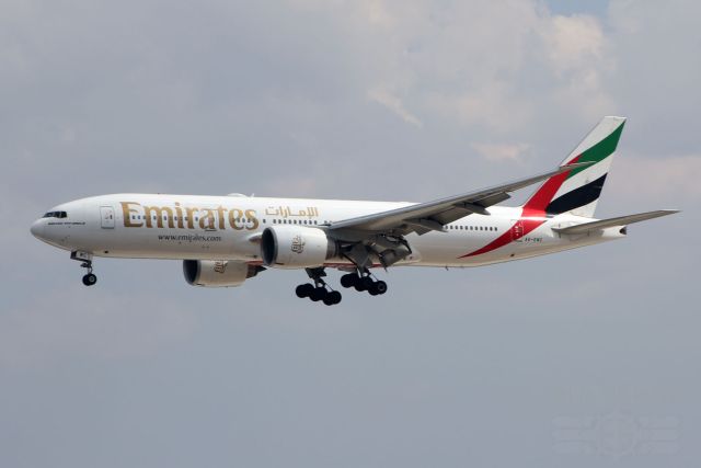 Boeing 777-200 (A6-EWC) - Emirates / Boeing 777-21H(LR) / MSN 35576 / A6-EWC / MMMX 04/2023
